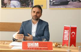 Mahmut Bıyıklı Küresel Sistemin Kültür Sanat Alanına Müdahalelerini Anlattı